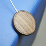 Wood Wireless Magnetic Charger - Image 5