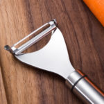 Hangable Stainless Steel Peeler - Image 7