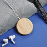 Wood Wireless Magnetic Charger - Image 3
